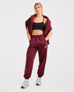 Varsity 2.0 Oversized Joggers - Rouge Wine