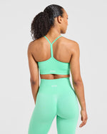 Empower Seamless Sports Bra - Spring Vert