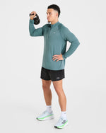 Attain Seamless 1/2 Zip Pullover - Titan Bleu