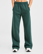 Classic Plush Oversized Straight Leg Joggers - Pine Vert