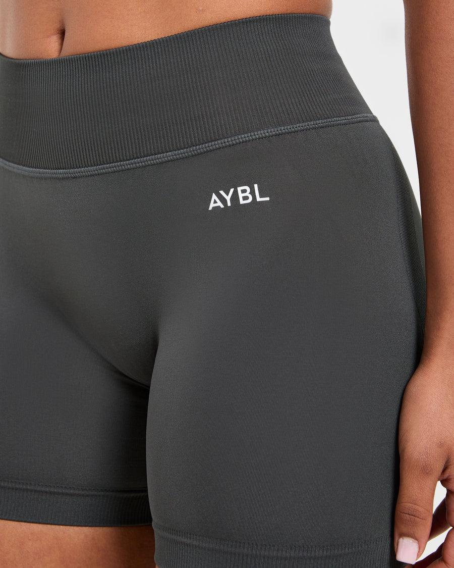 Adapt Seamless Shorts | 4.5" - Dark Charcoal