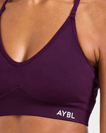 Adapt Seamless Sports Bra - Midnight Plum