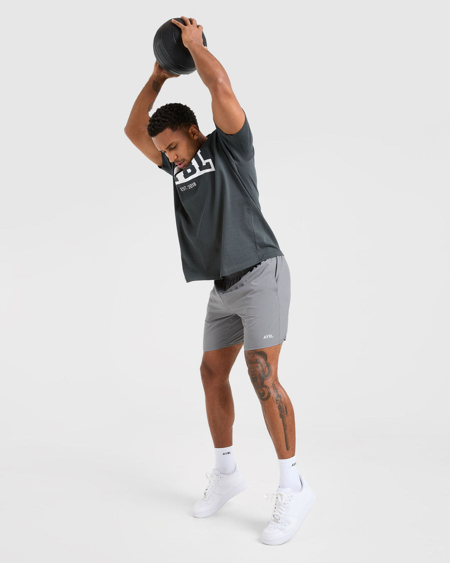 Core 7" Shorts - Gris