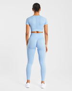 Empower Seamless Crop Top - Sky Bleu