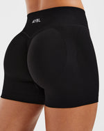 Adapt Seamless Shorts | 4.5" - Noir