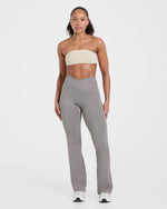 Sculpt Wrap Flared Leggings - Smoke Gris