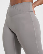 Sculpt Wrap Flared Leggings - Smoke Gris
