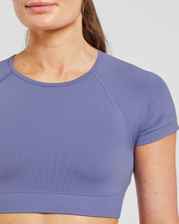 Adapt Seamless Crop Top - Iris Bleu