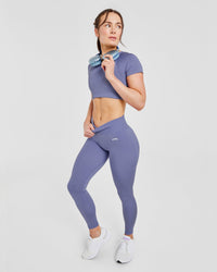 Adapt Seamless Crop Top - Iris Bleu