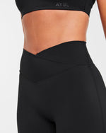 Sculpt Wrap Shorts - Noir