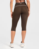 Form Capris - Coffee Bean