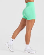 Empower Seamless Shorts - Spring Vert