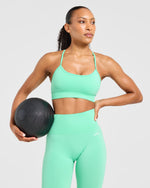 Empower Seamless Sports Bra - Spring Vert