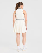 Classic Pleated Dress - Blanc