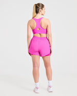 Run Sports Bra - Vibrant Magenta