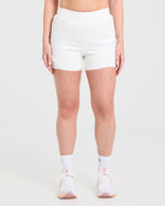 Run Ruched Shorts - Blanc