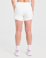 Run Ruched Shorts - Blanc