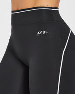 Form Flared Leggings - Noir