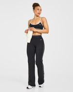 Form Flared Leggings - Noir