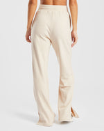Unwind Knitted Joggers - Beige Marl
