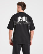 Heavy Lifting Gothic Oversized T Shirt - Noir/Off Blanc
