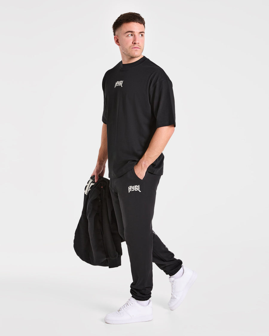 Heavy Lifting Gothic Oversized T Shirt - Noir/Off Blanc