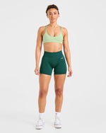 Essential Strappy Sports Bra - Soft Vert