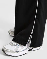 Form Straight Leg Joggers - Noir
