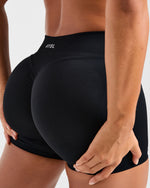 Enhance Seamless Shorts | 3.5" - Noir