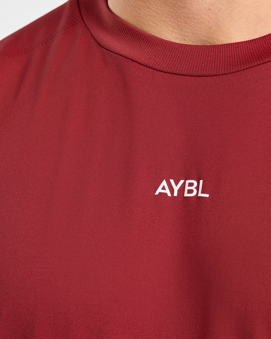 Attain Seamless Vest - Maroon Rouge
