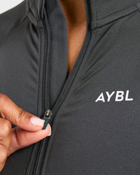 Adapt Seamless Jacket - Dark Charcoal